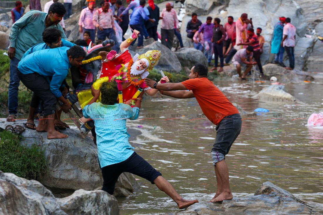 BishwaKarma Pooja (8)1663510980.jpg